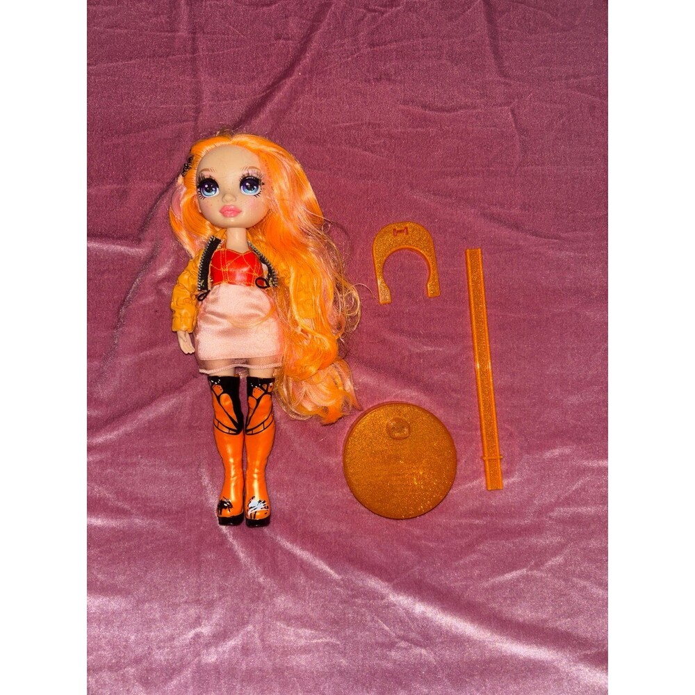 Poppy Rowan Rainbow High Series 1